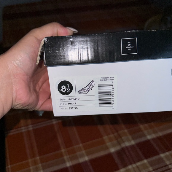 David’s Bridal Sparkly Mesh Pumps Size 8.5 - Picture 5 of 7